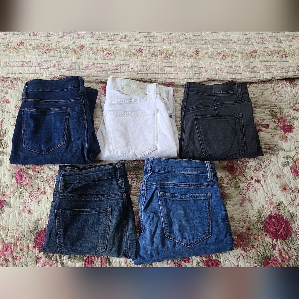 5 pairs of skinny jeans